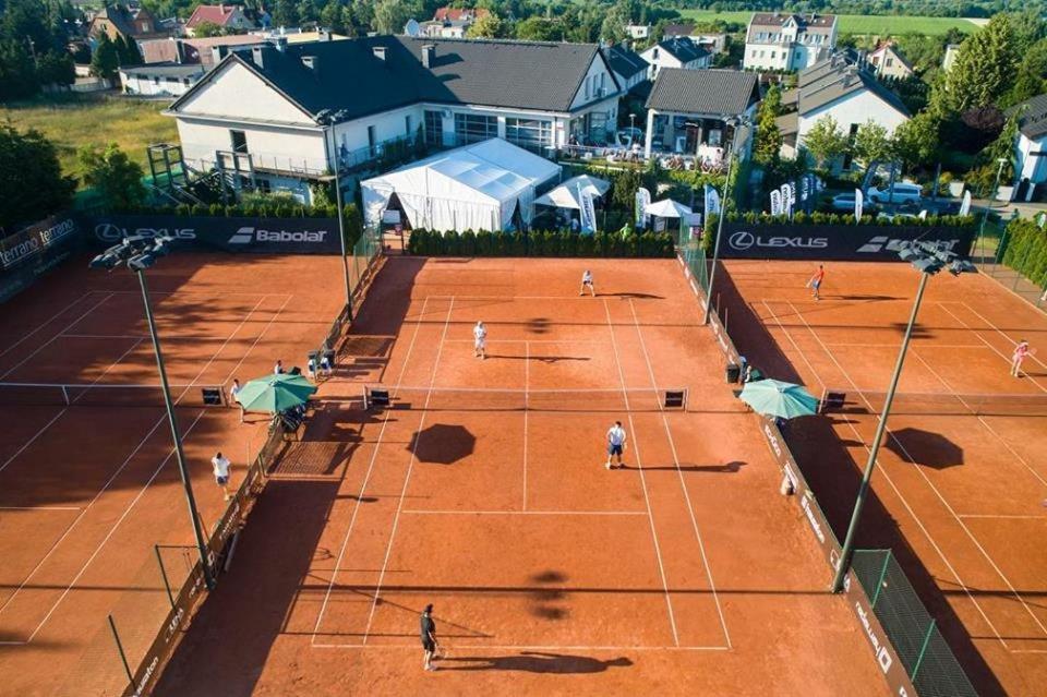 Hotel Restauracja Tenis Kortowo Πόζναν Εξωτερικό φωτογραφία