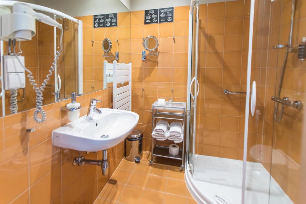 Hotel Restauracja Tenis Kortowo Πόζναν Εξωτερικό φωτογραφία